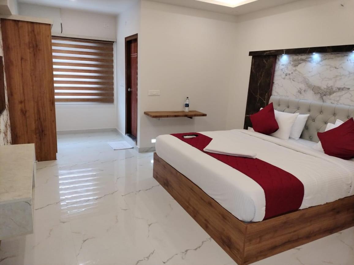 Mayuri Residency Hotel Attibele Exteriör bild