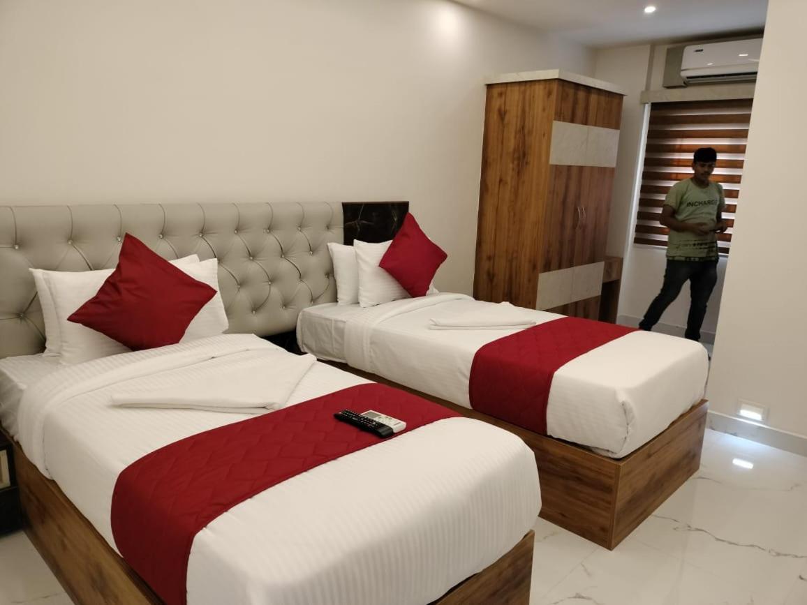 Mayuri Residency Hotel Attibele Exteriör bild